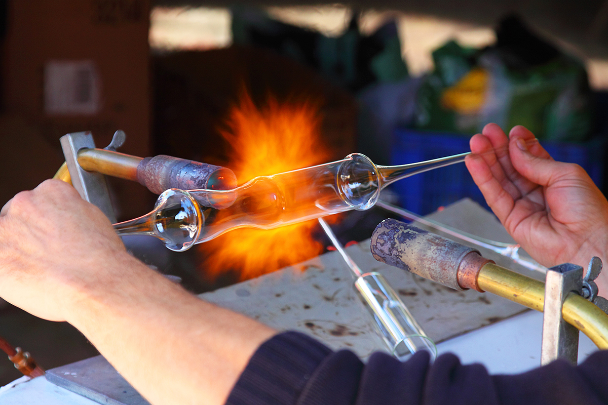 ayahandmadepro-project4